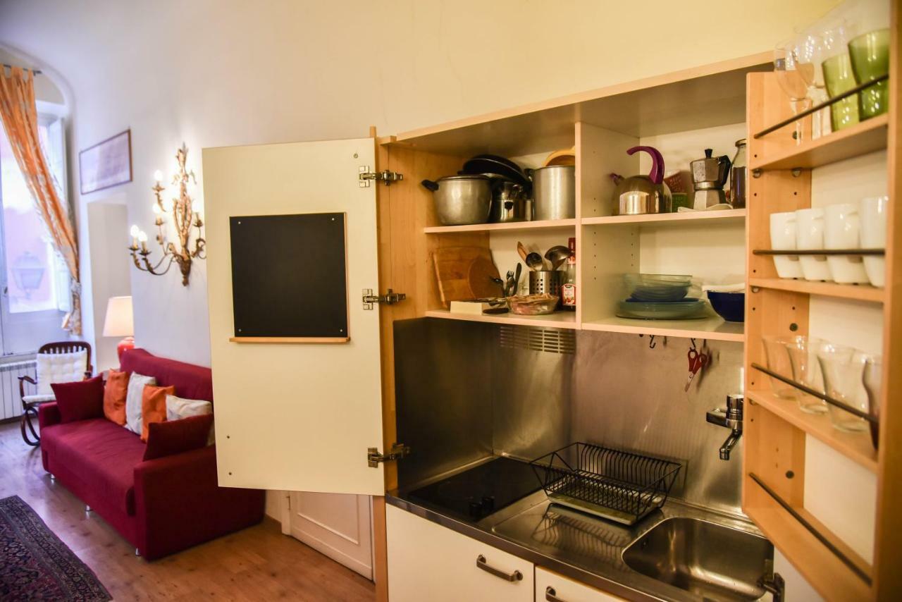 Stylish Apartment In Central Rome "Centro Storico" Luaran gambar