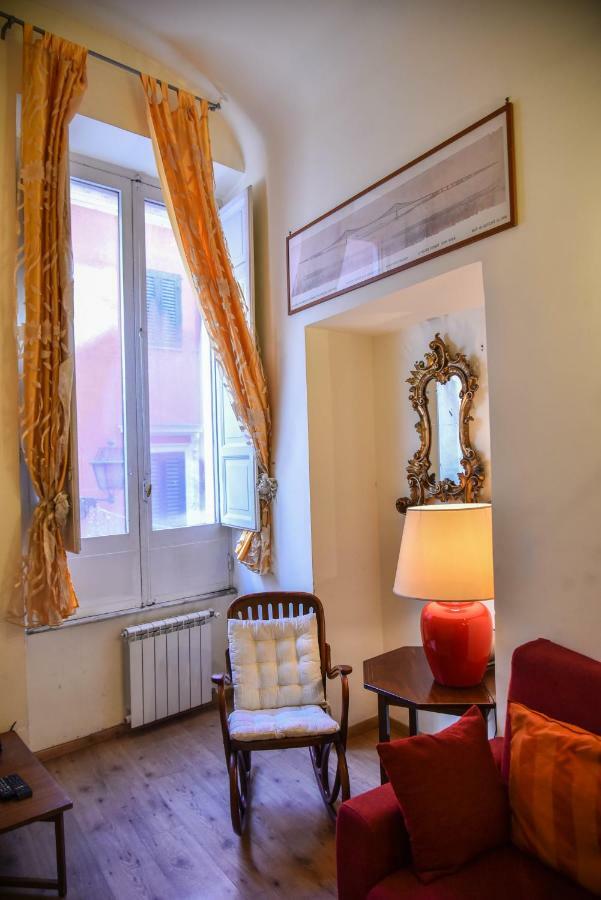 Stylish Apartment In Central Rome "Centro Storico" Luaran gambar